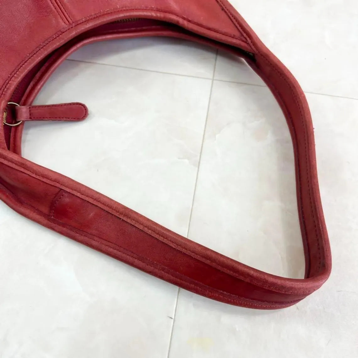 Vintage Coach Red Hobo Shoulder Bag Used 9033